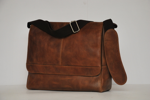 Gents Leather Bag