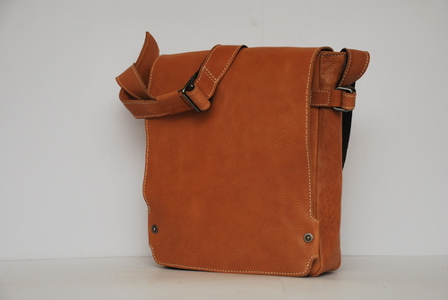 Gents Leather Bag