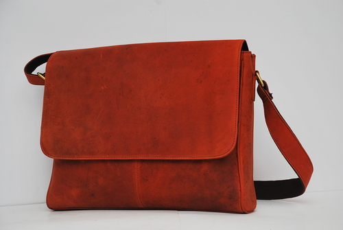 Gents Leather Bag