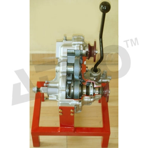 Model Of Cut Sectioned Transfer Case Assembly Application: Lab Equipment