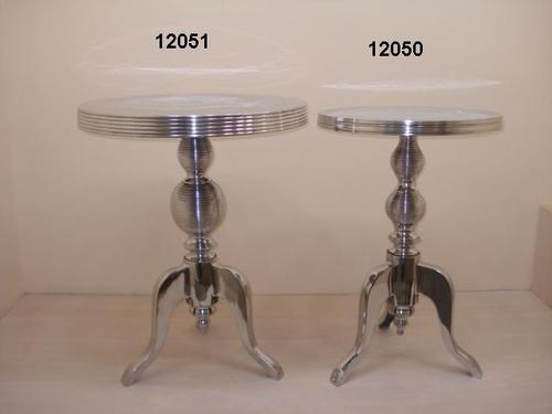 Corner Aluminium Table