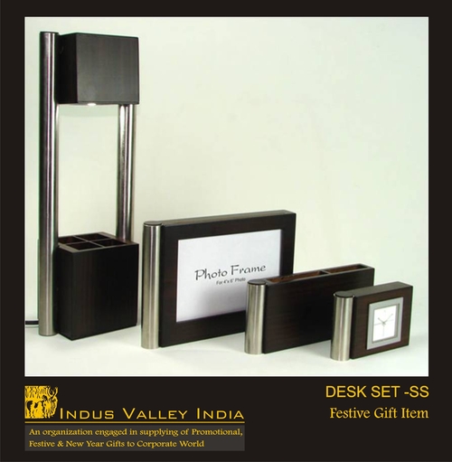 Desk Set - SS
