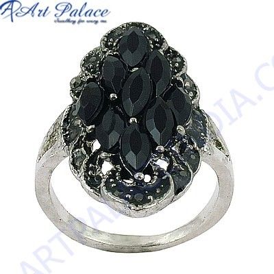 Indian Touch Black Onyx & Gun Metal Gemstone SIlver Marcasite Ring