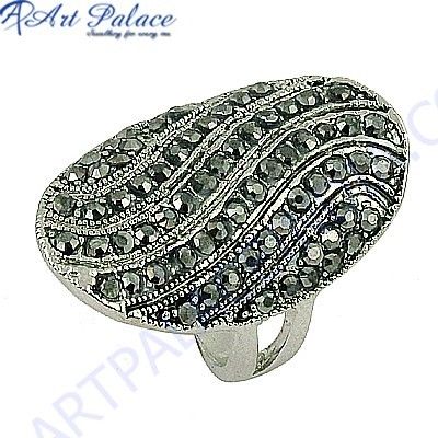 Precious Antique Style Gun Metal Gemstone Marcasite Silver Ring