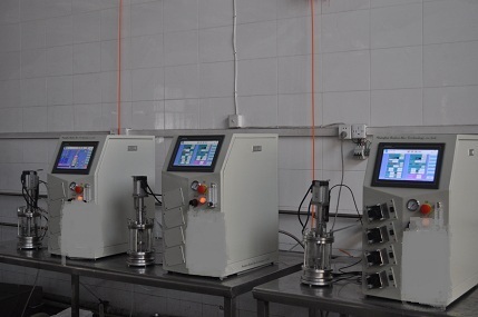 Mini fermenters Bioreactors Mini fermenters Bioreactors