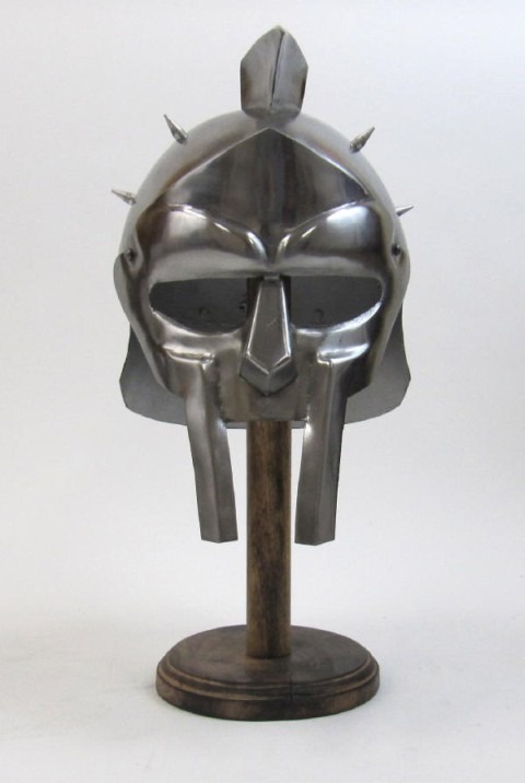Maximus Decimus Meridius w/ Grey Spikes