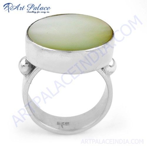 Elegant Mother Of Pearl Sterling Silver Ring