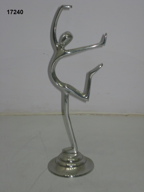 Aluminium Statue Dancing