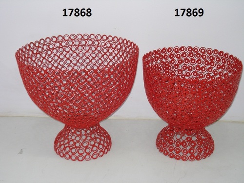 Iron Round Bowl with base
