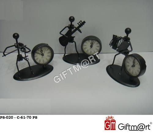 Pen Stand With Clock