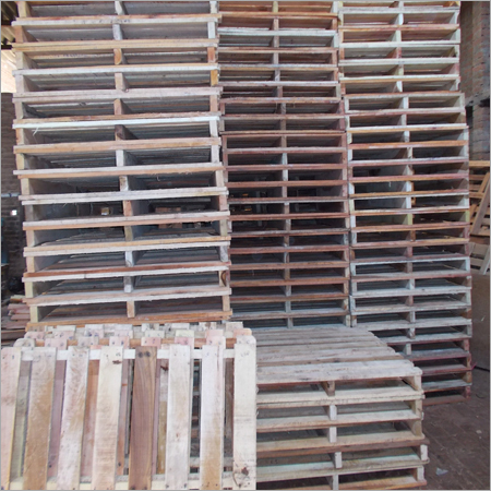 Industrial Wooden Pallets