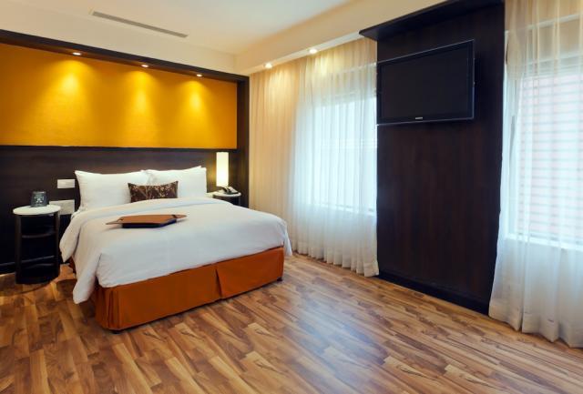 Modular Bedroom Furniture - Wood and Metal, Variable Dimensions, Brown | Modular Design, Space Saving, Customizable, Easy Assembly, Durable, Stylish
