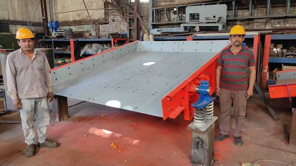 Strong Vibrating Feeders