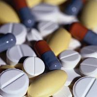 MEBENDAZOLE OFF WHITE
