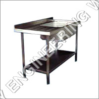 Spotting Table With Sink