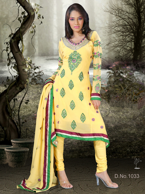 Trendy salwar kameez