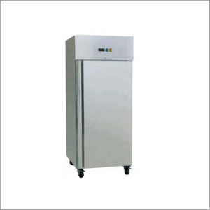 Single Door Chiller (Vertical)