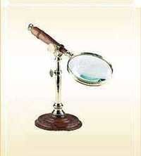 Magnifying Glass With Base Stand