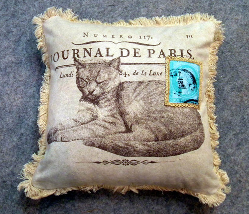 Cat Artwork Printed Cushion Cover
