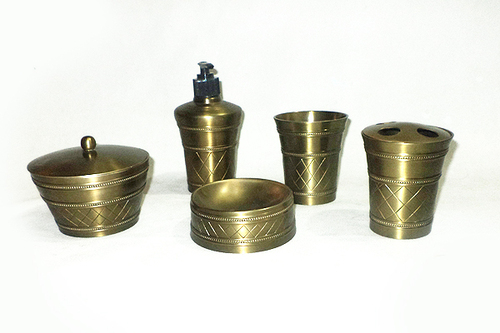 Antique Bathroom Set