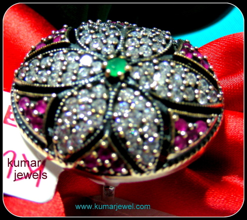 SILVER FINGER RING