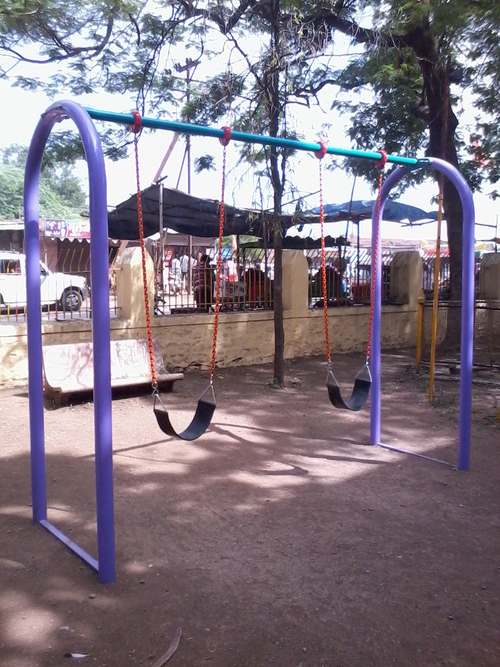 Double Arch Swing