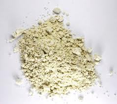 natural bentonite clay