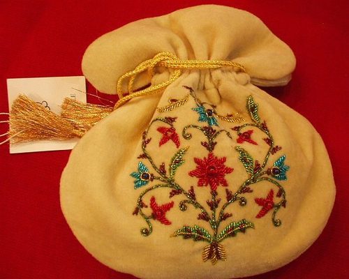 Zari Jewelry Pouch - Velvet Fabric, Waterproof & Polished Finishing | Ideal for Bangles, Bracelets, Chains, Earrings, Gifts, Necklaces, Rings, Travel
