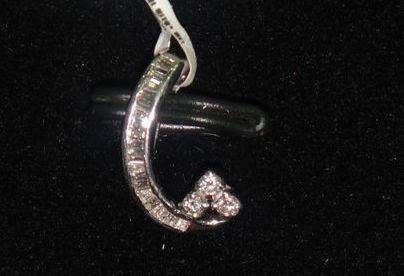 Diamond Pendant Sets