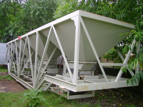 Four Bin Feeder
