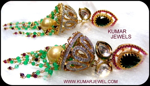 CHANDELIER JHUMKI EARRING