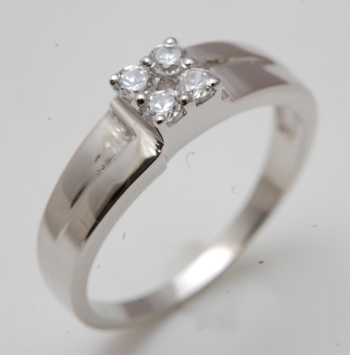 Anniversary Gift Silver Ring For Man Gender: Women