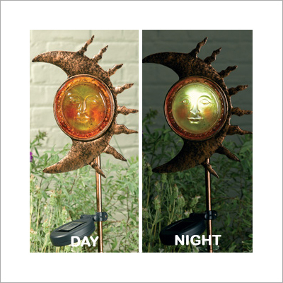 Smart Solar Luna Garden Stake Light