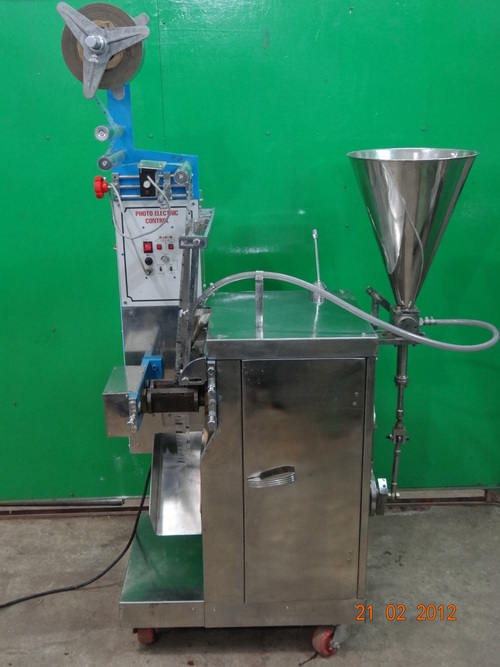 Liquid Filling Machine