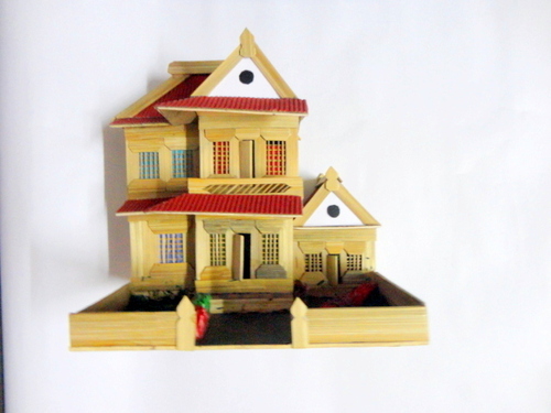 bamboo made red house 10*8*7