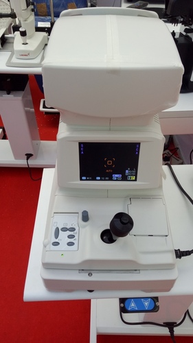 Auto Refractometer
