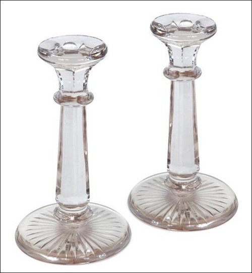 क्रिस्टल मोमबत्ती स्टैंड