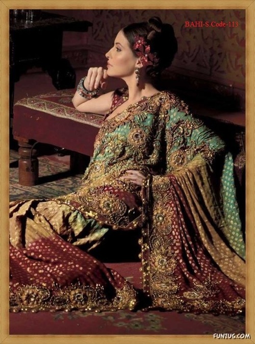 Ethnic Sarees - Silk Blend, 5.5 Meters, Burgundy | Handcrafted Zardozi Embroidery, Elegant Design, Vibrant Colors, Comfortable Wear