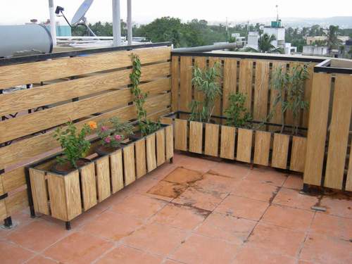 Wooden Planks Landscaping, Shera Landscaping