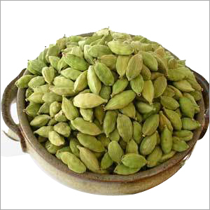 Fresh Green Cardamoms