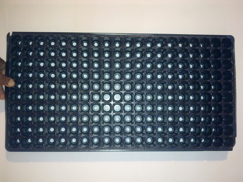 Nursery Heeding Trays