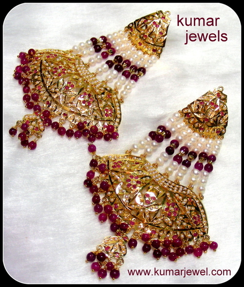 Umbrella Cut Earring