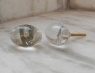 Egg glass knob