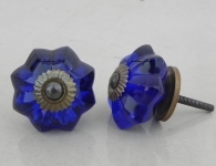 GLASS FLOWER KNOBS