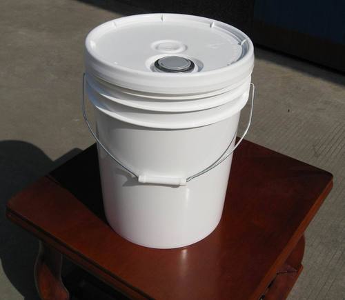 Grease / Lubricant Bucket