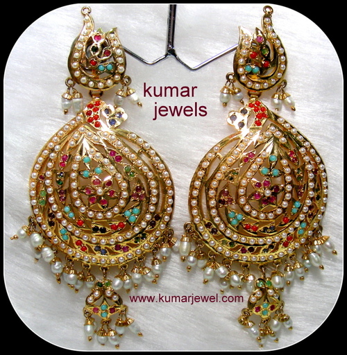 BROAD MULTI EARRINGS