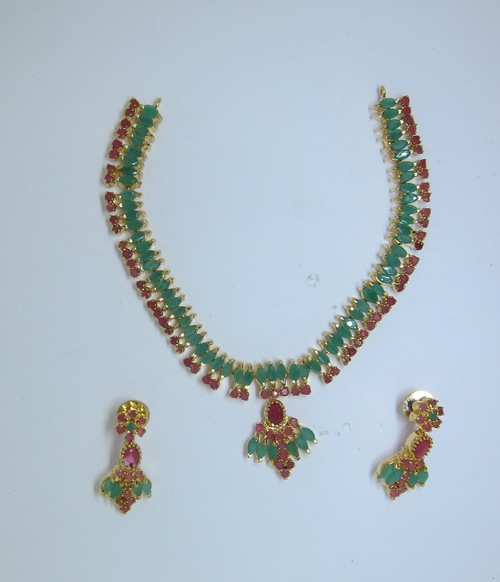fency necklace
