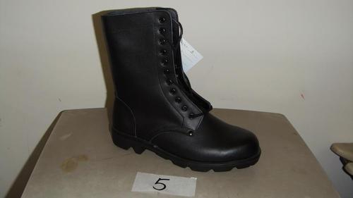 Army boots 9