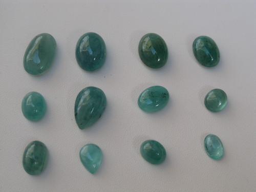 Emerald - Natural Emerald Stone 5-15 mm, Green, Oval/Cabochon, Untreated, Versatile Use