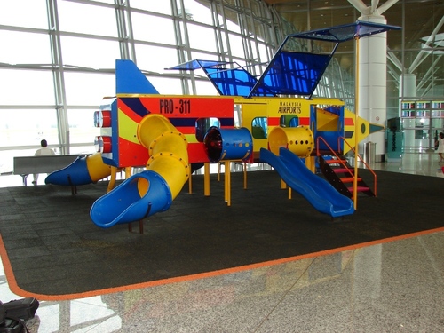 Rubber flooring Tiles